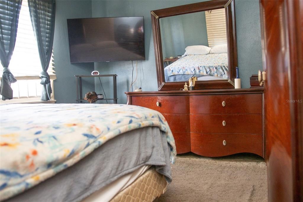 En Venta: $285,000 (2 camas, 1 baños, 702 Pies cuadrados)