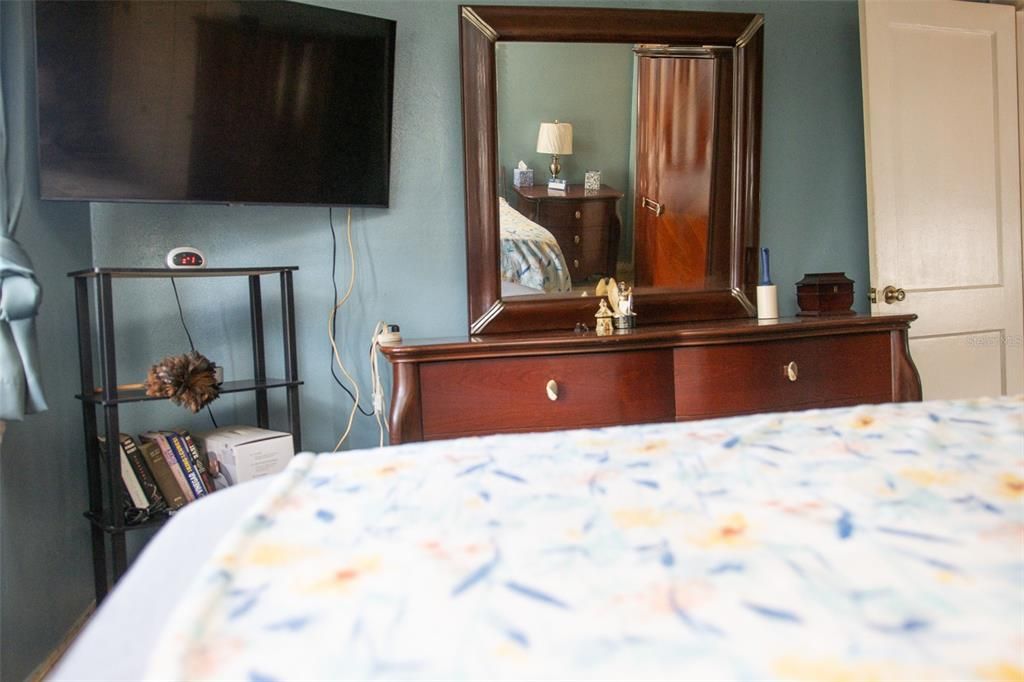 En Venta: $285,000 (2 camas, 1 baños, 702 Pies cuadrados)