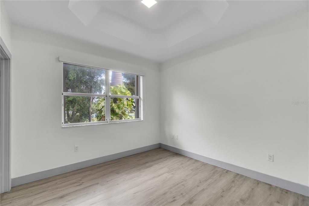 На продажу: $309,000 (3 спален, 2 ванн, 1169 Квадратных фут)