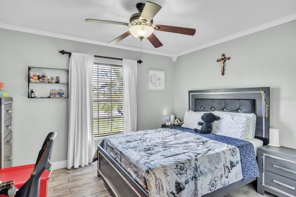 For Sale: $299,900 (3 beds, 2 baths, 1380 Square Feet)