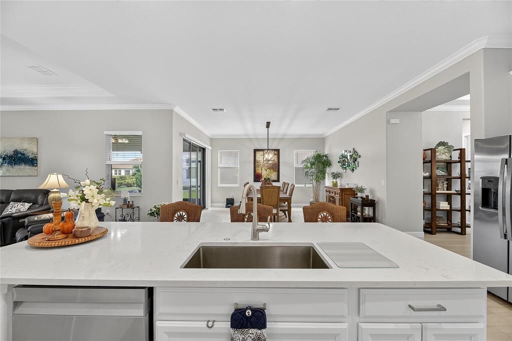 На продажу: $600,000 (3 спален, 3 ванн, 2766 Квадратных фут)