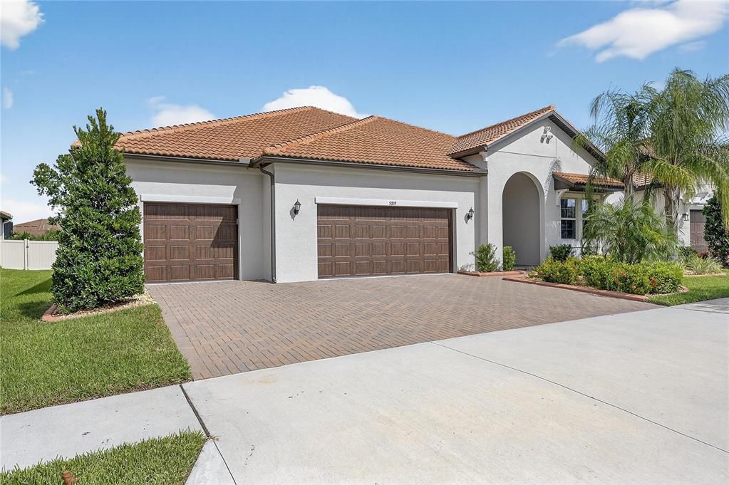 На продажу: $600,000 (3 спален, 3 ванн, 2766 Квадратных фут)