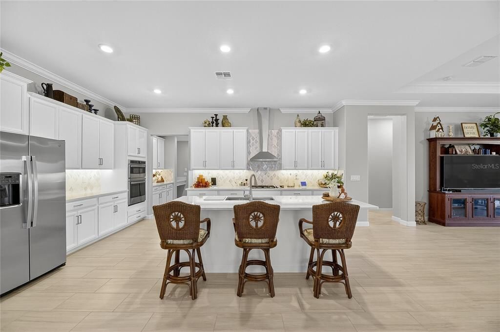 На продажу: $600,000 (3 спален, 3 ванн, 2766 Квадратных фут)