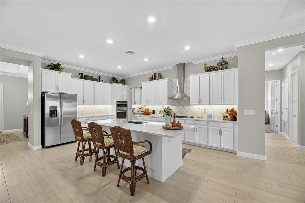 На продажу: $600,000 (3 спален, 3 ванн, 2766 Квадратных фут)