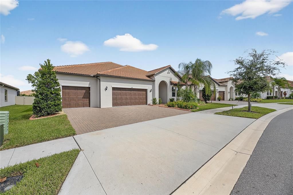 На продажу: $600,000 (3 спален, 3 ванн, 2766 Квадратных фут)