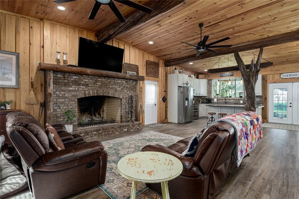 For Sale: $1,550,000 (4 beds, 3 baths, 2700 Square Feet)