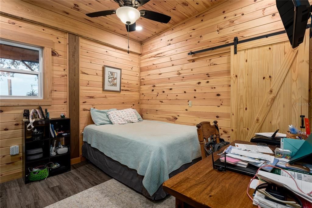 For Sale: $1,550,000 (4 beds, 3 baths, 2700 Square Feet)