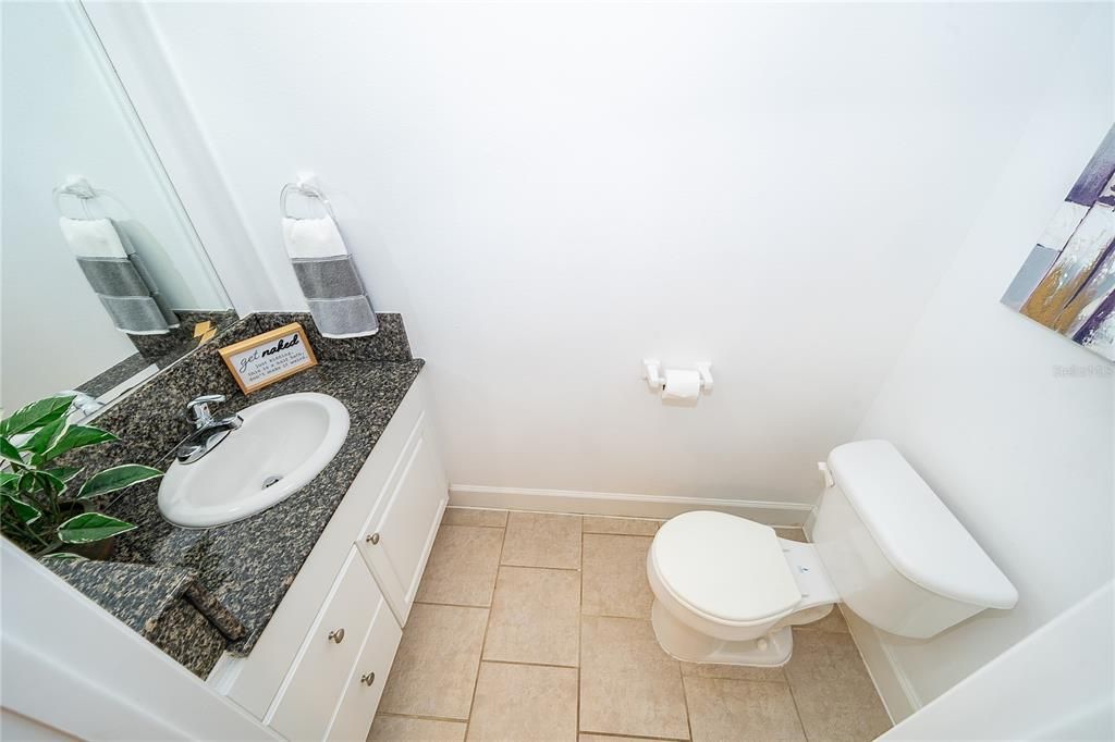 合同活跃: $269,900 (3 贝兹, 2 浴室, 1512 平方英尺)