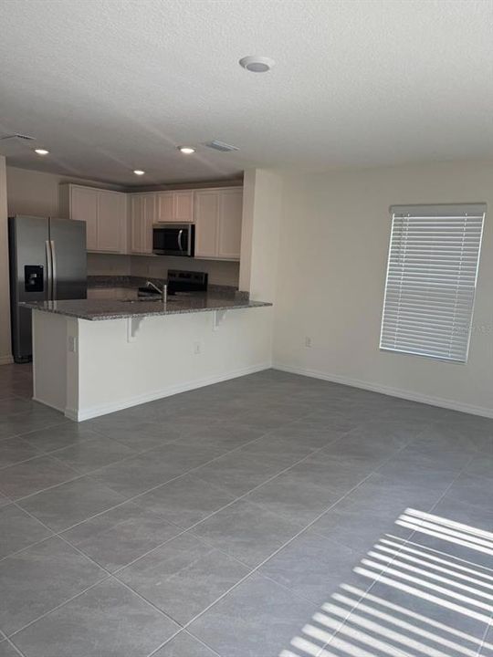 出租: $2,200 (3 贝兹, 2 浴室, 1463 平方英尺)