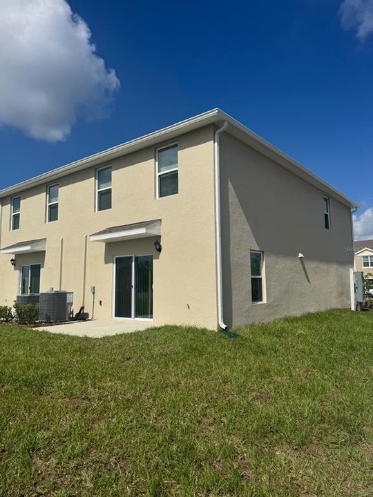 出租: $2,200 (3 贝兹, 2 浴室, 1463 平方英尺)