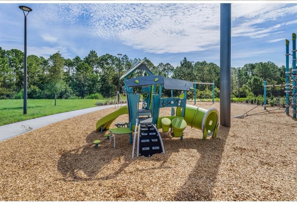 出租: $2,200 (3 贝兹, 2 浴室, 1463 平方英尺)