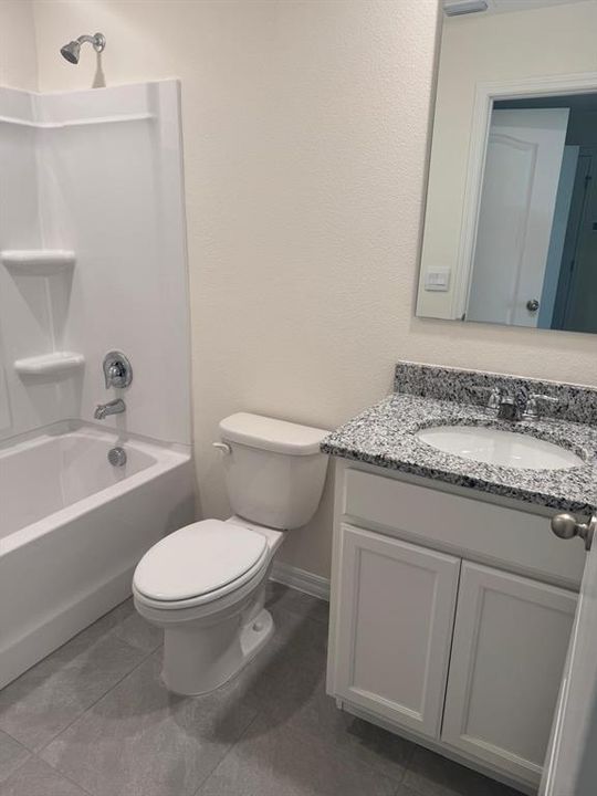 出租: $2,200 (3 贝兹, 2 浴室, 1463 平方英尺)