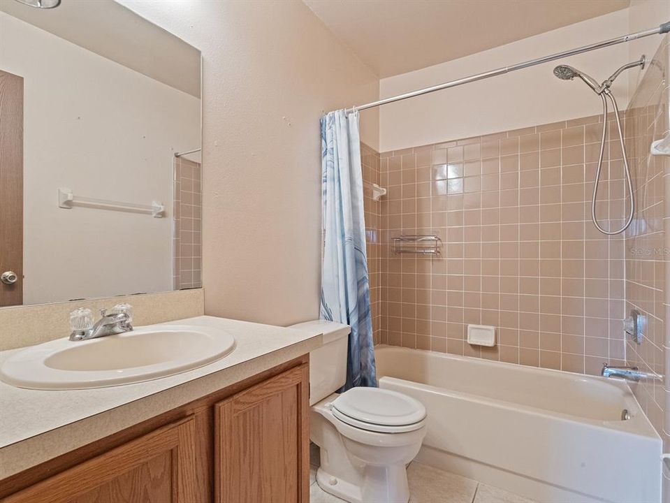 For Sale: $265,999 (3 beds, 2 baths, 1265 Square Feet)