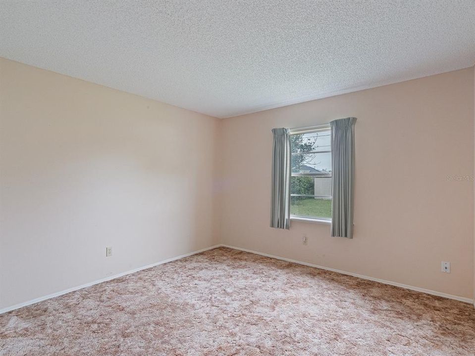 For Sale: $265,999 (3 beds, 2 baths, 1265 Square Feet)