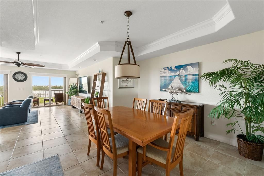 En Venta: $749,900 (2 camas, 2 baños, 1614 Pies cuadrados)