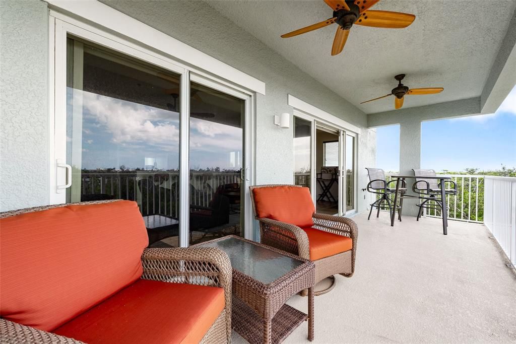 En Venta: $749,900 (2 camas, 2 baños, 1614 Pies cuadrados)