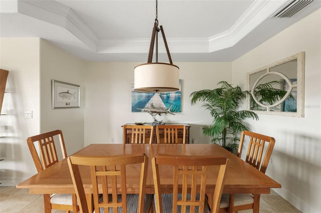 En Venta: $749,900 (2 camas, 2 baños, 1614 Pies cuadrados)