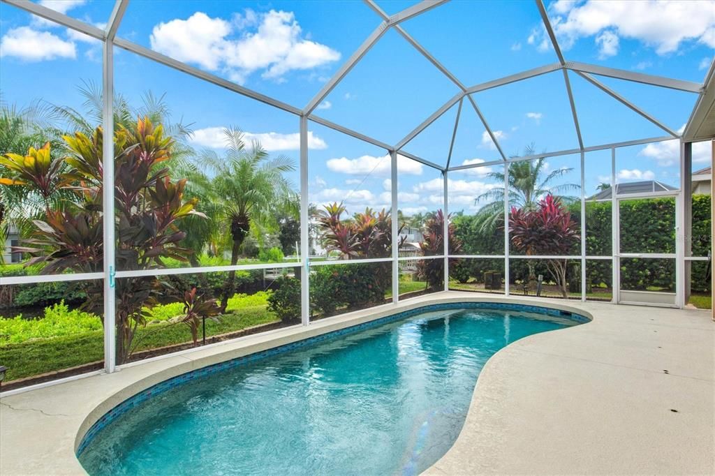 Active With Contract: $849,900 (3 beds, 2 baths, 1974 Square Feet)