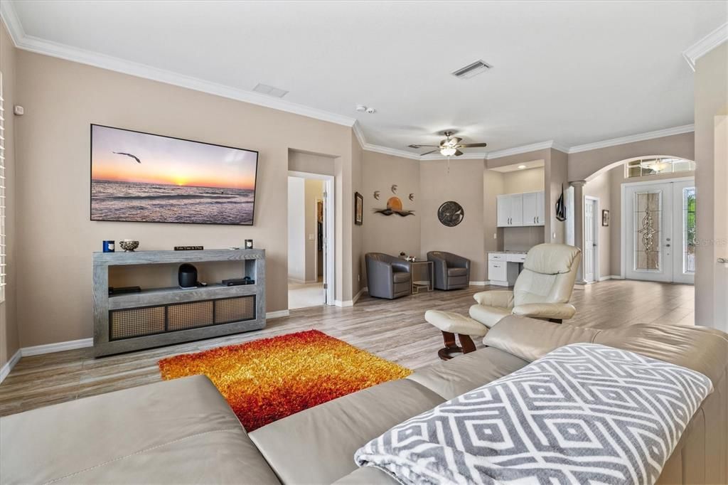 Active With Contract: $849,900 (3 beds, 2 baths, 1974 Square Feet)