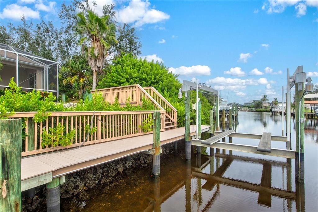 Active With Contract: $849,900 (3 beds, 2 baths, 1974 Square Feet)