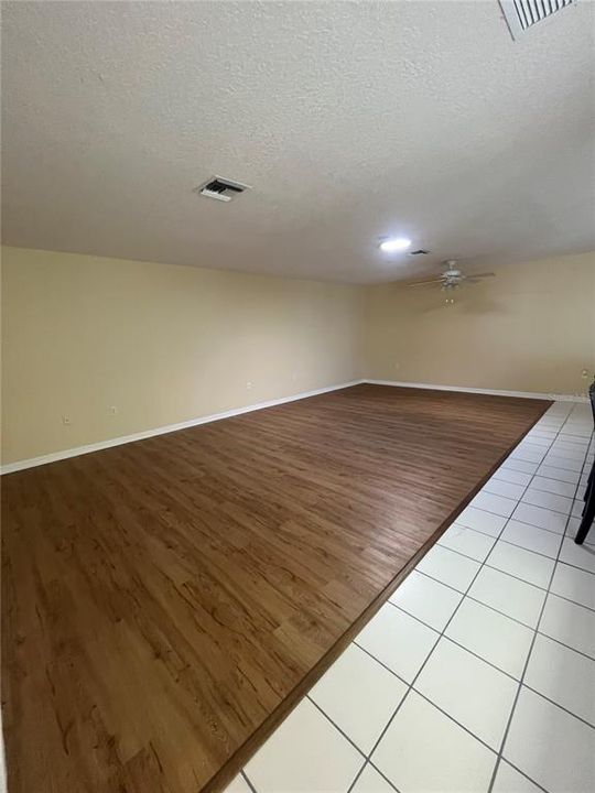 На продажу: $219,000 (3 спален, 2 ванн, 1418 Квадратных фут)