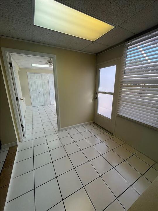 На продажу: $219,000 (3 спален, 2 ванн, 1418 Квадратных фут)