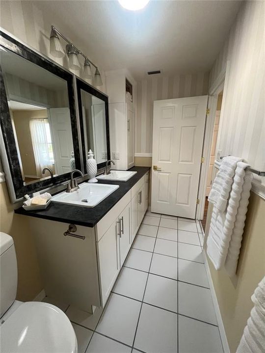 На продажу: $219,000 (3 спален, 2 ванн, 1418 Квадратных фут)