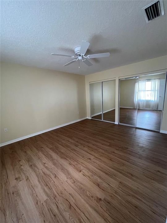 На продажу: $219,000 (3 спален, 2 ванн, 1418 Квадратных фут)