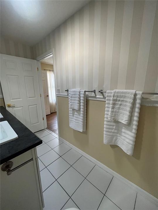 На продажу: $219,000 (3 спален, 2 ванн, 1418 Квадратных фут)