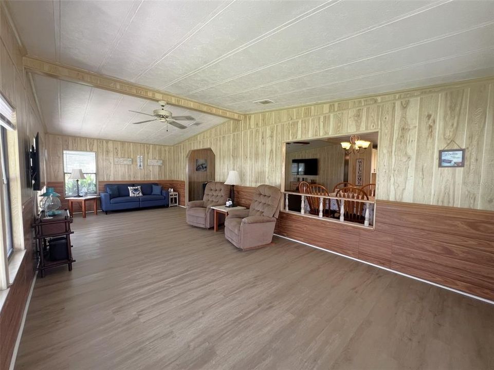 En Venta: $199,000 (2 camas, 2 baños, 1568 Pies cuadrados)