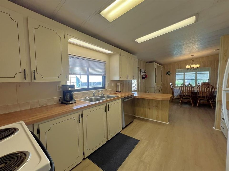 En Venta: $199,000 (2 camas, 2 baños, 1568 Pies cuadrados)