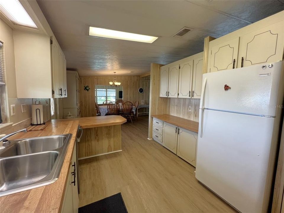 En Venta: $199,000 (2 camas, 2 baños, 1568 Pies cuadrados)