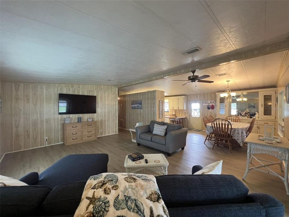 En Venta: $199,000 (2 camas, 2 baños, 1568 Pies cuadrados)