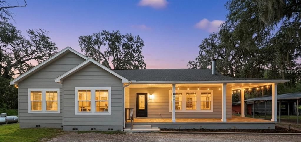 最近售出: $549,995 (3 贝兹, 2 浴室, 1729 平方英尺)