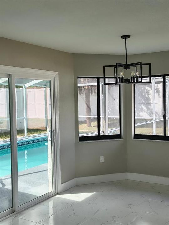 Active With Contract: $369,900 (3 beds, 2 baths, 1547 Square Feet)