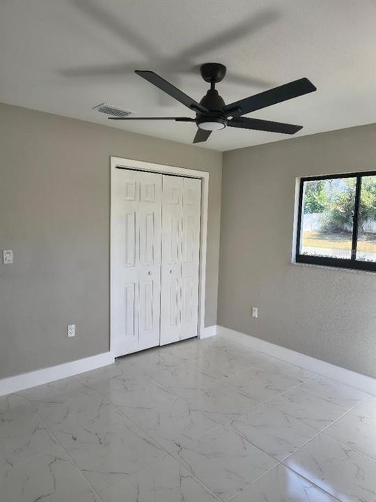 Active With Contract: $369,900 (3 beds, 2 baths, 1547 Square Feet)