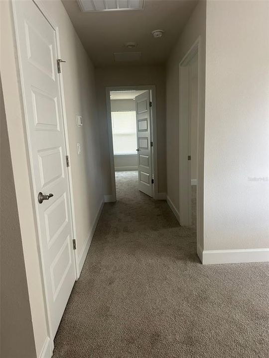 En Renta: $2,200 (4 camas, 2 baños, 2405 Pies cuadrados)