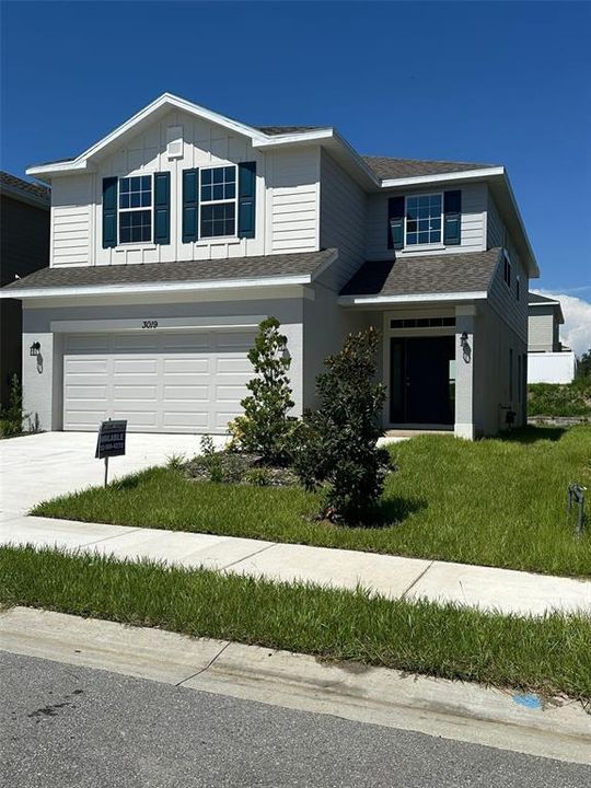 En Renta: $2,200 (4 camas, 2 baños, 2405 Pies cuadrados)