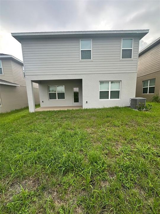 En Renta: $2,200 (4 camas, 2 baños, 2405 Pies cuadrados)