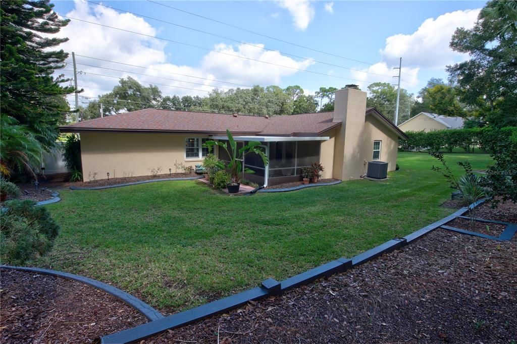 Activo con contrato: $399,900 (3 camas, 2 baños, 1650 Pies cuadrados)