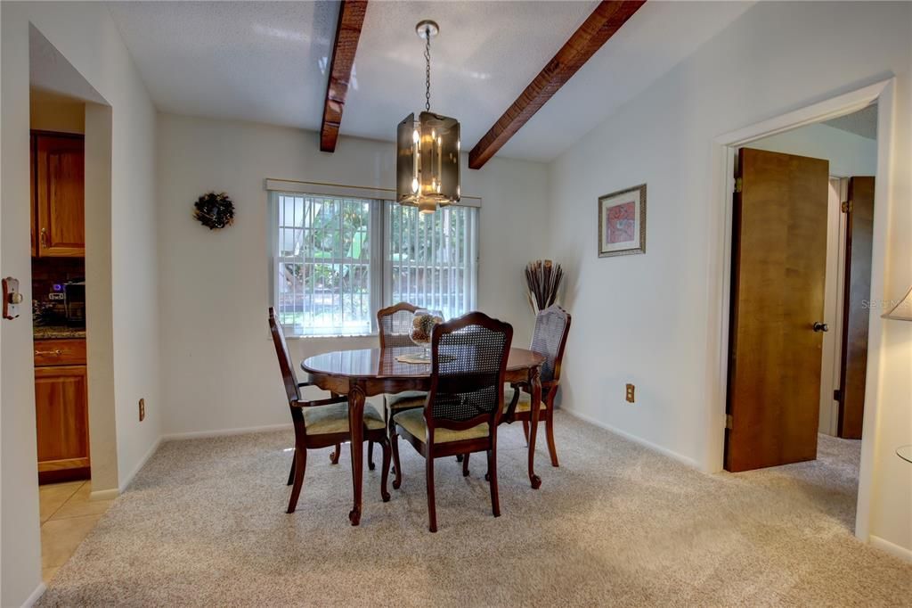 Activo con contrato: $399,900 (3 camas, 2 baños, 1650 Pies cuadrados)