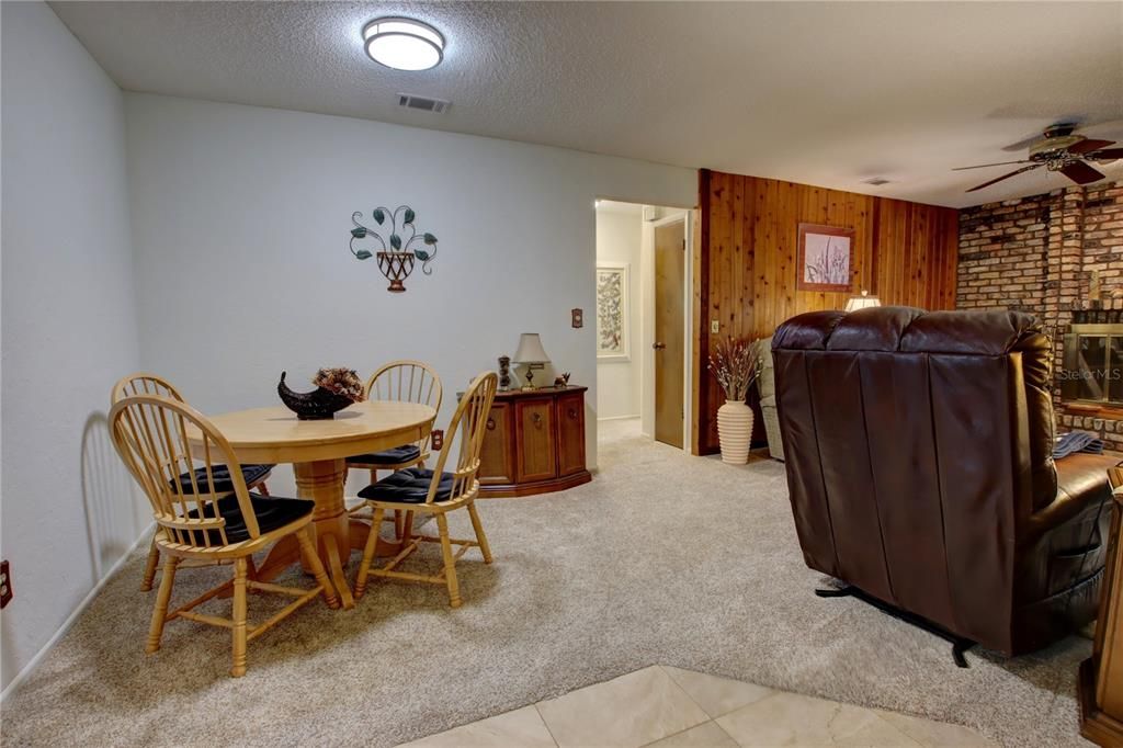 Activo con contrato: $399,900 (3 camas, 2 baños, 1650 Pies cuadrados)