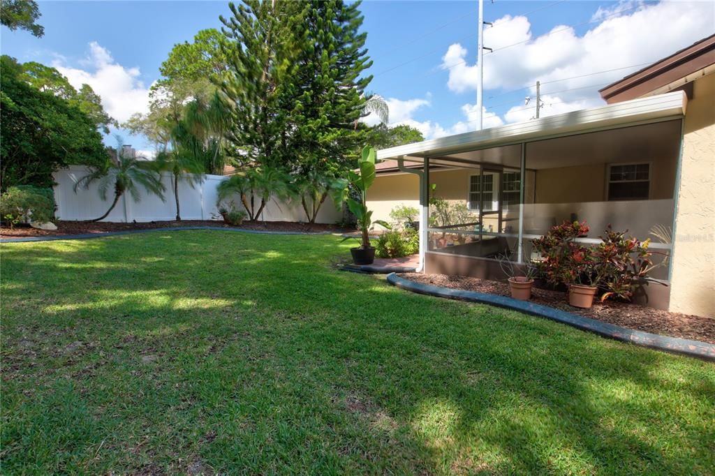Activo con contrato: $399,900 (3 camas, 2 baños, 1650 Pies cuadrados)