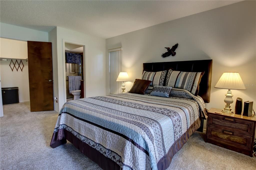 Activo con contrato: $399,900 (3 camas, 2 baños, 1650 Pies cuadrados)