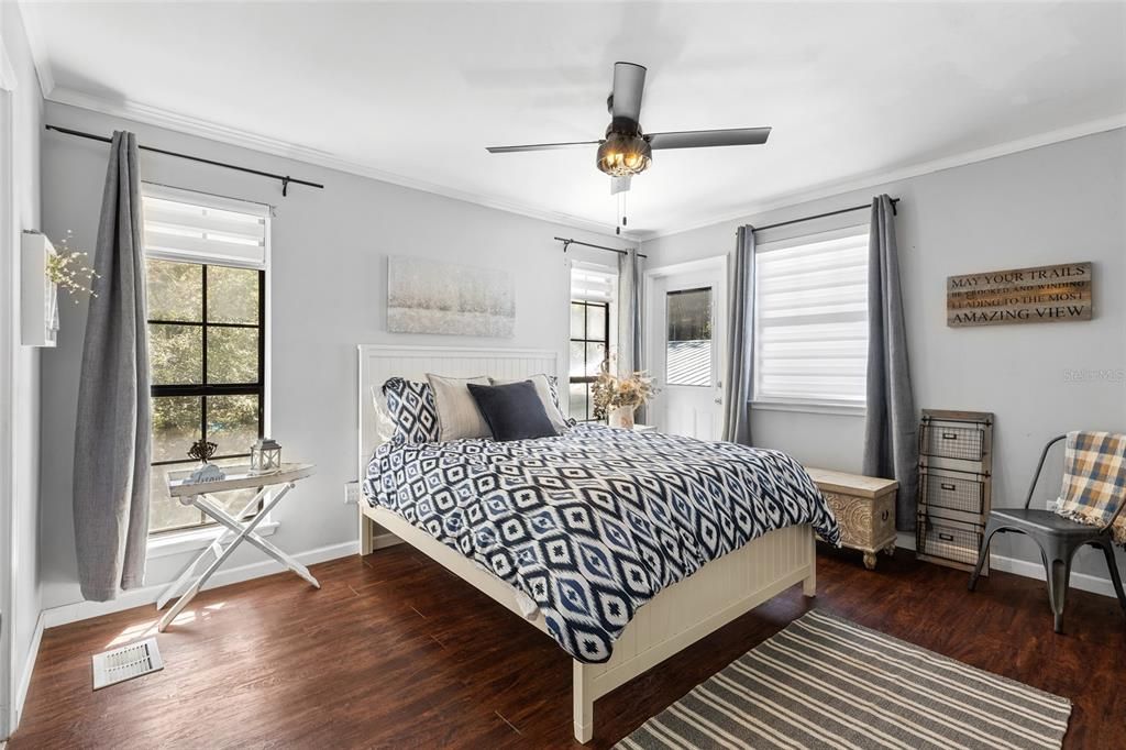 For Sale: $585,000 (4 beds, 3 baths, 1168 Square Feet)