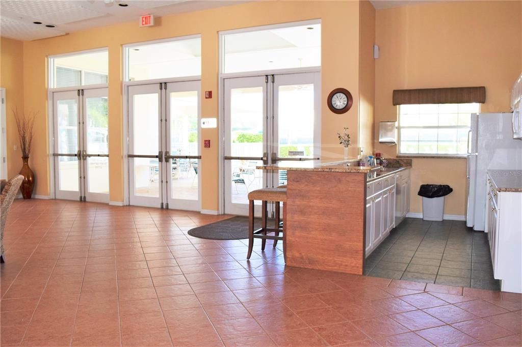 For Rent: $2,100 (3 beds, 2 baths, 1286 Square Feet)