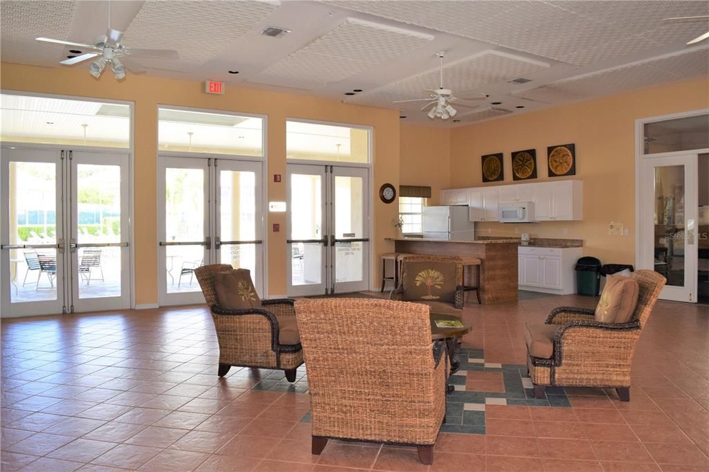 For Rent: $2,100 (3 beds, 2 baths, 1286 Square Feet)