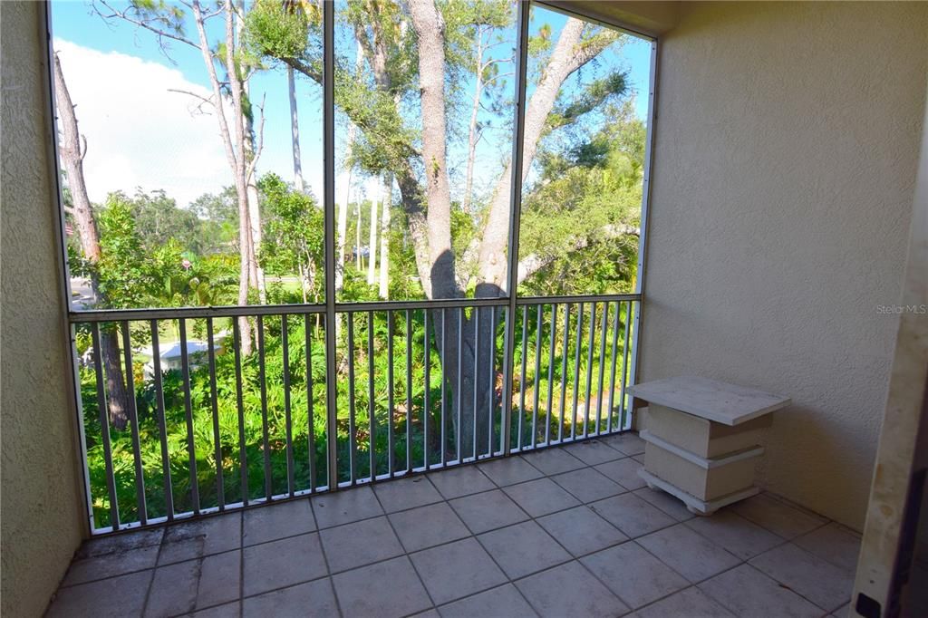 For Rent: $2,100 (3 beds, 2 baths, 1286 Square Feet)