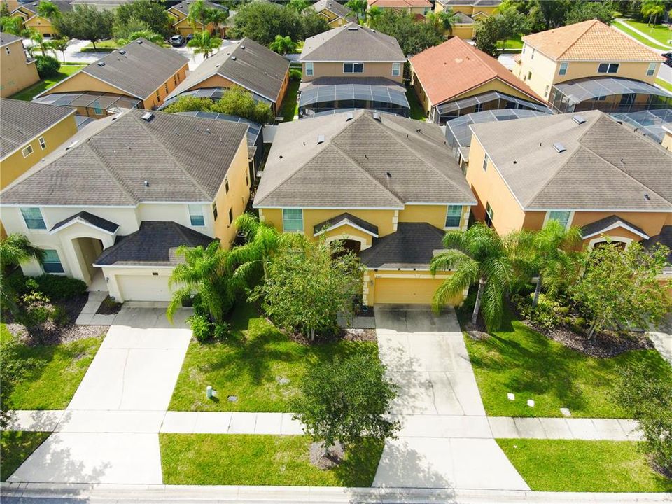 For Rent: $3,900 (6 beds, 4 baths, 2874 Square Feet)