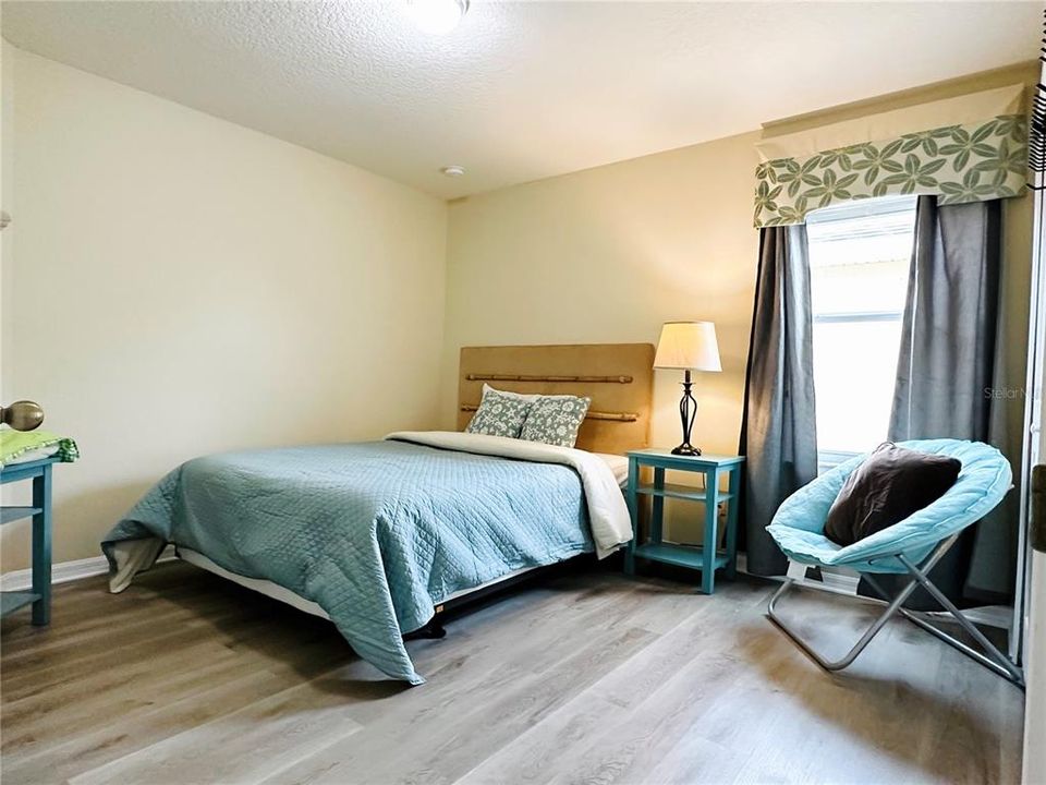 For Rent: $3,900 (6 beds, 4 baths, 2874 Square Feet)